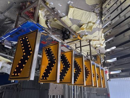 嘉兴嘉兴太阳能交通标牌的核心部件是电池,电池多久